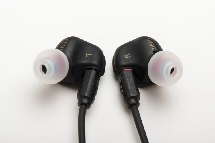 PNG-ZIEM1_In_Ear_Monitors_ Inside.png