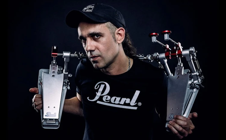 805x500_GeorgeKollias_DemonXRPedal_P3502D.jpg